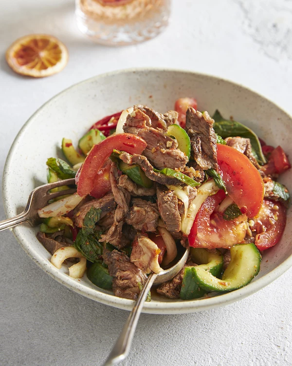 Isti ət salatı